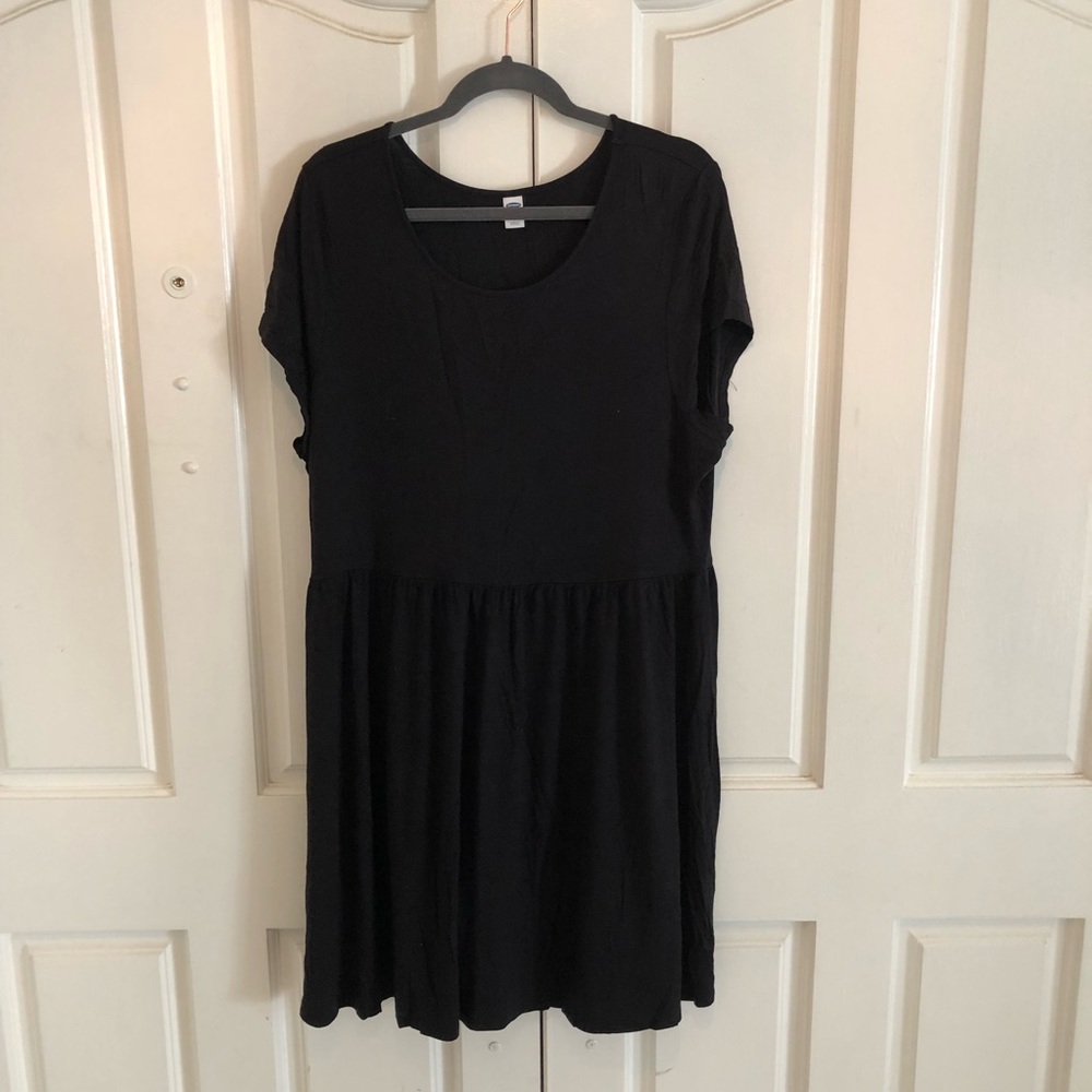 Black old navy dress